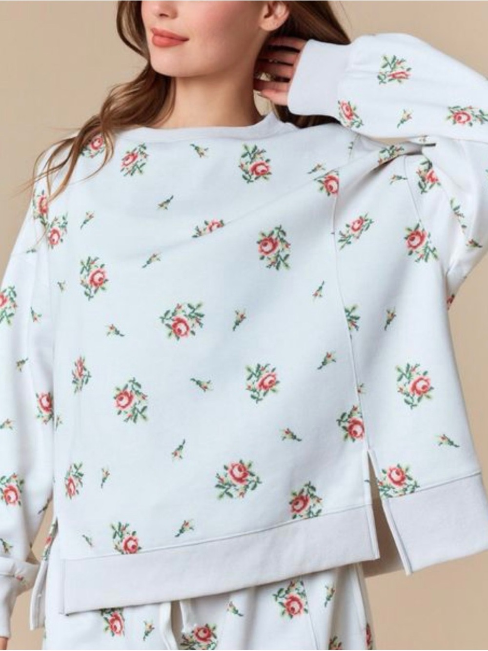 Peach Love California White Crewneck Sweatshirt with Pink Rose Print
